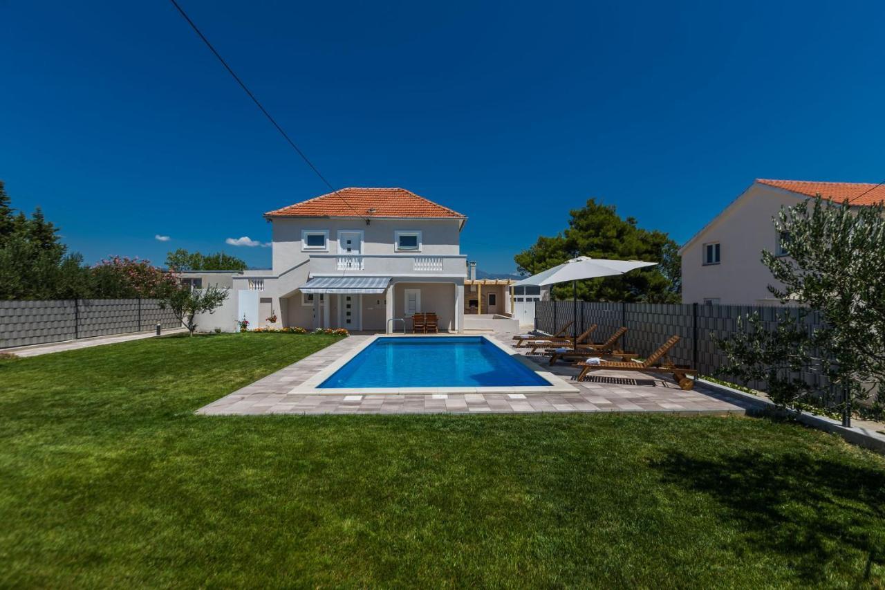 Kristina Holiday Home With Private Swimmingpool Visocane Luaran gambar