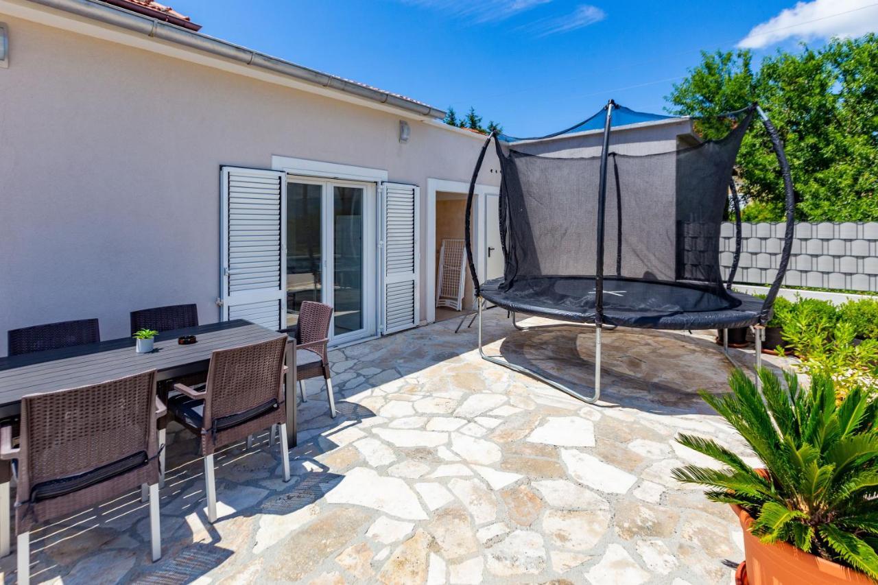 Kristina Holiday Home With Private Swimmingpool Visocane Luaran gambar
